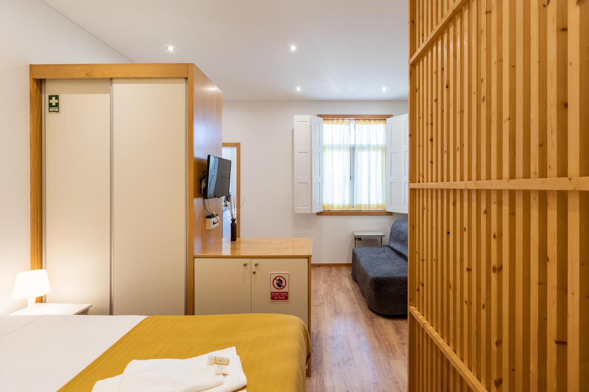 731 Costa Cabral Metro Residence 포르투 객실 사진