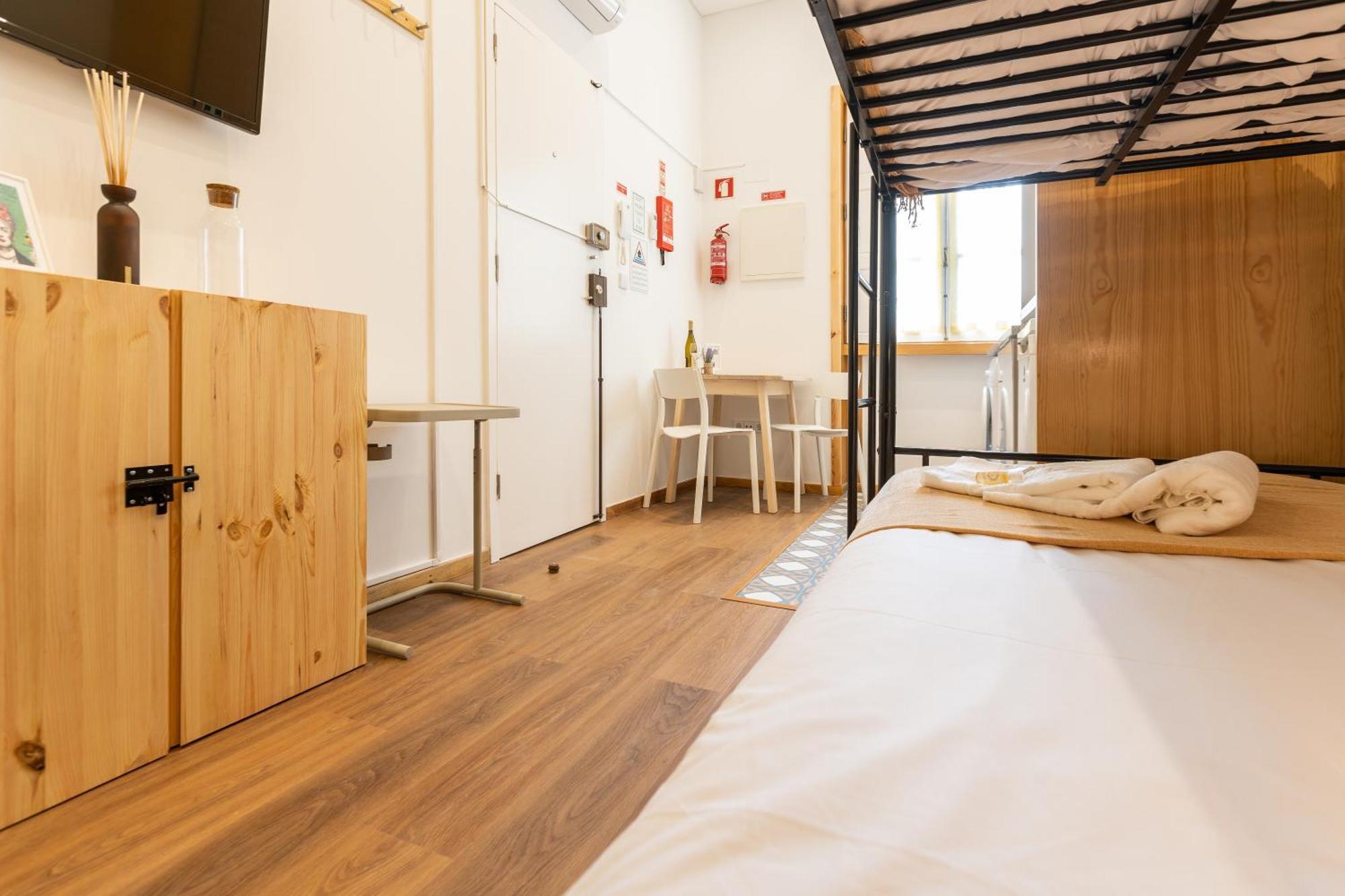 731 Costa Cabral Metro Residence 포르투 객실 사진