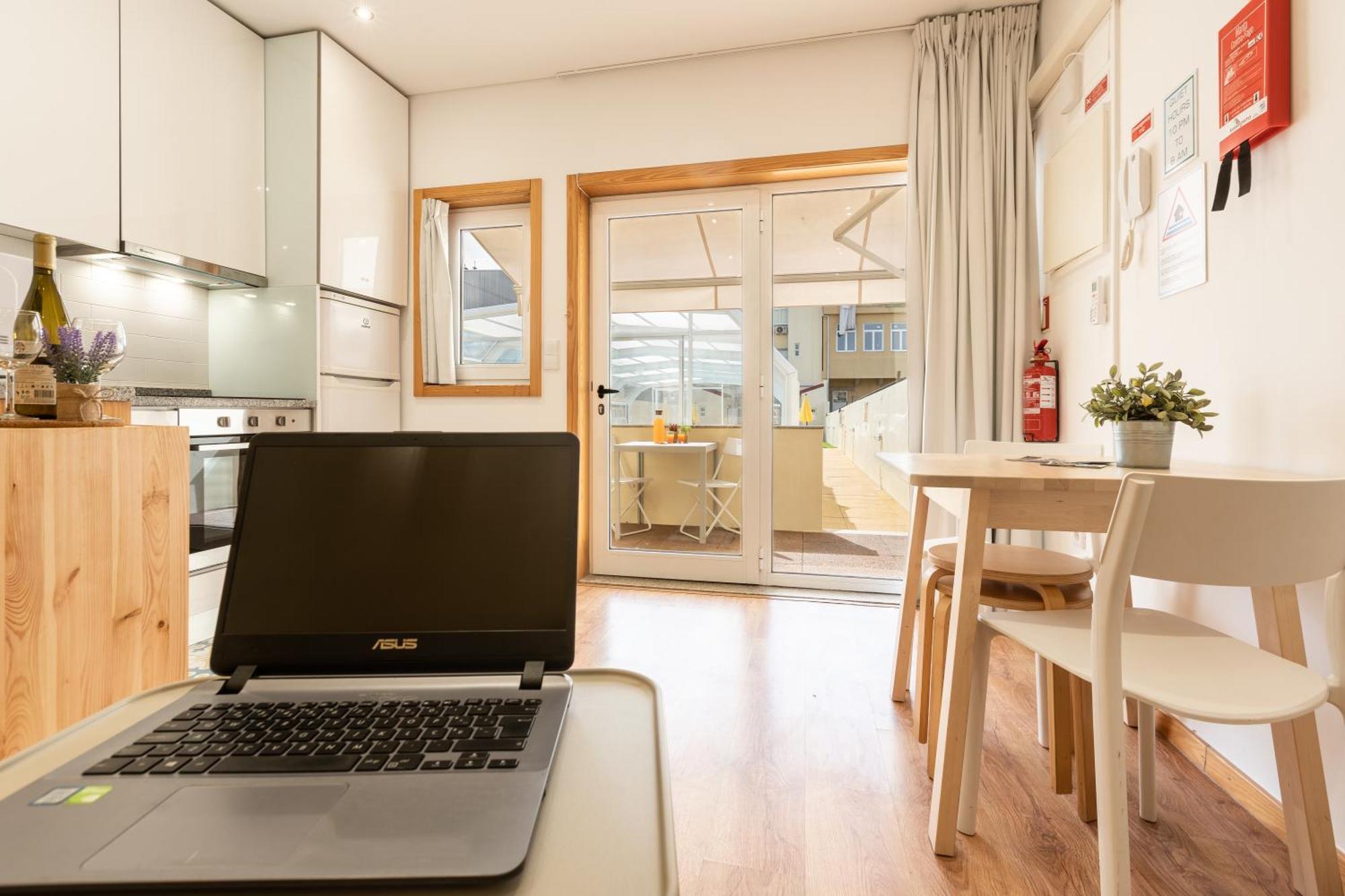 731 Costa Cabral Metro Residence 포르투 객실 사진